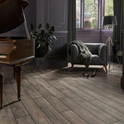 luxury vinyl plank floors in an elegant Williamsport living room